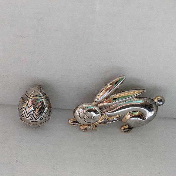 Bunny Rabbit & Egg Brooch & Pendant - Picture 10 of 11